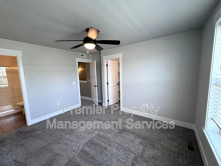 1678 Saint George Blvd — Photo 14