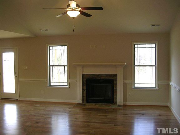 4th image of 72 Miranda Ct #31