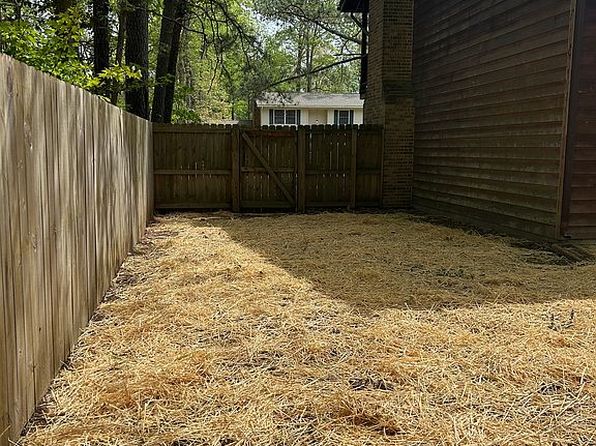 21605 Columbia St, Lexington Park, MD 20653