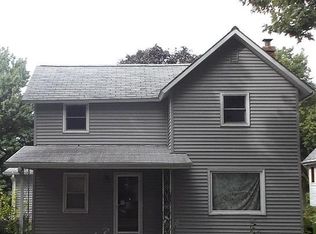 310 Pacific St, Walnut, IA 51577