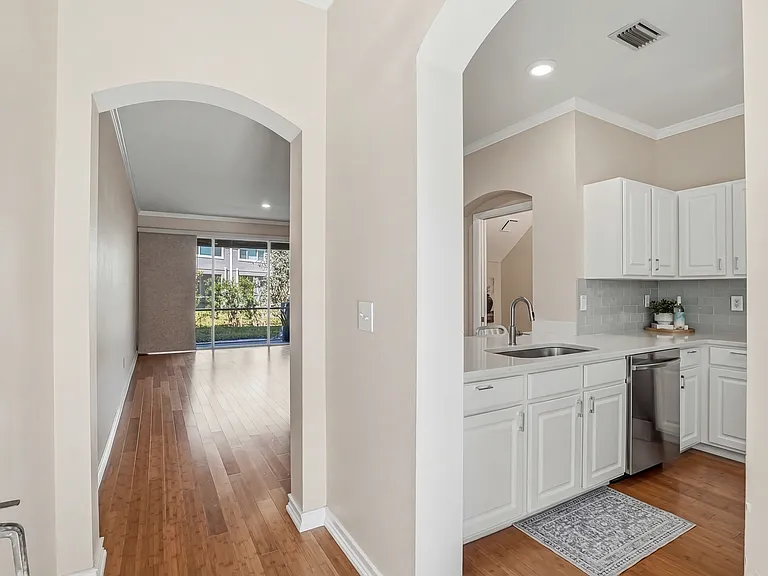 11131 Windsor Place Cir — Photo 5