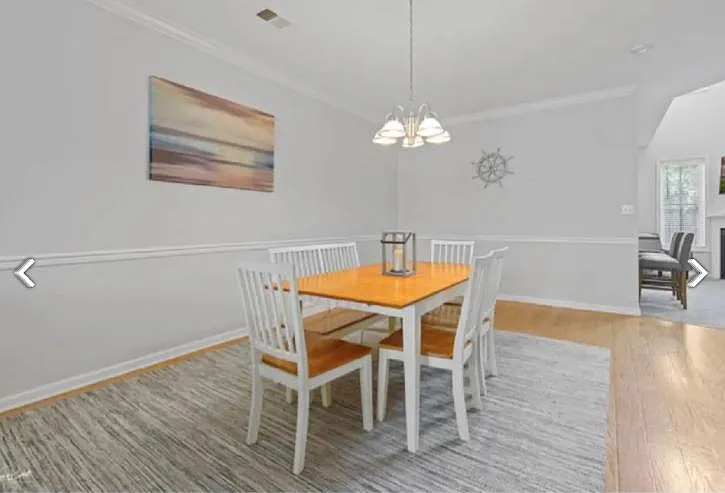 606 Turnberry Ct — Photo 8