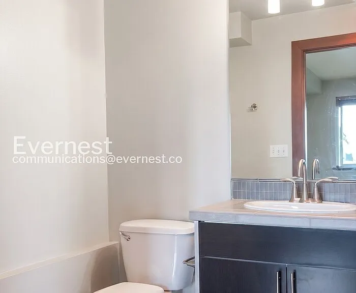 560 McGraw St — Photo 18