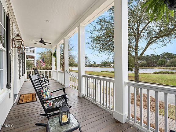 3rd image of 203 Great Heron Court