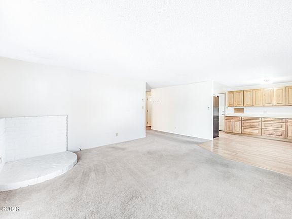 4th image of 3985 Kentwood Ct