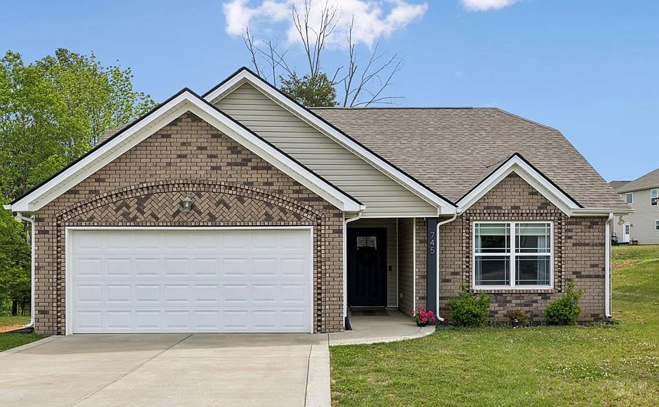 1st image of 745 Cedar Ln