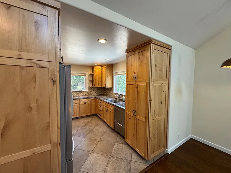 325 Vista Robles Dr — Photo 29