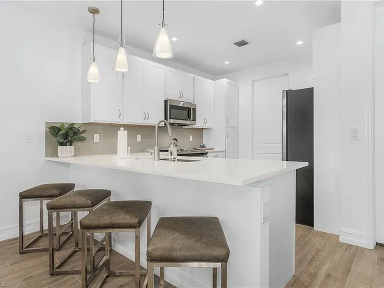 7596 Morgan Way — Photo 11