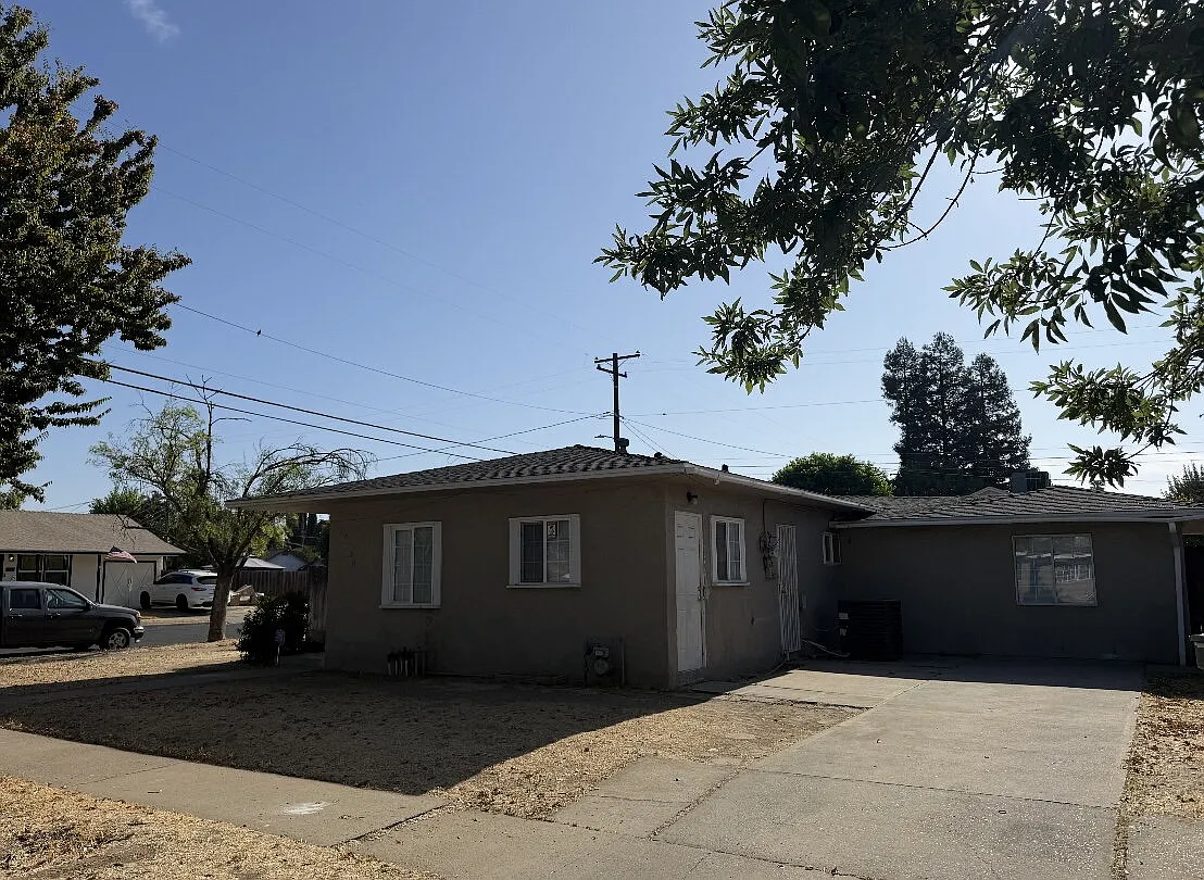 3 bed, 2.0 bath, 1263 sqft, $1,650 — Photo 3