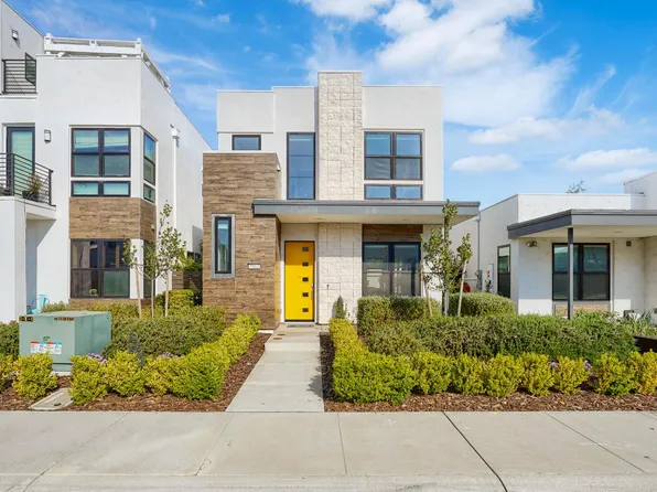 5162 E St, Sacramento, CA 95819