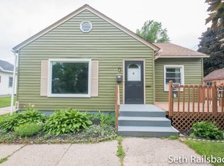 26 40th St SW, Wyoming, MI 49548