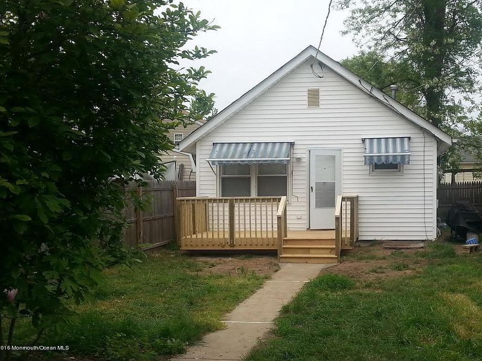 1st image of 119 Cedar Ave