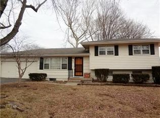 307 Monterey Ave, Liberty, MO 64068