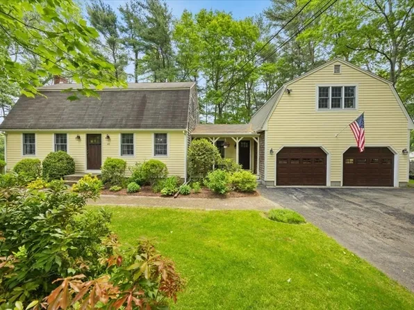 40 Legge St, Bridgewater, MA 02324