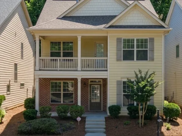29 Privet Cir, Suwanee, GA 30024