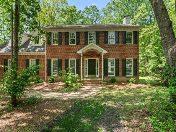 4041 Brook Cross Dr, Apex, NC 27539