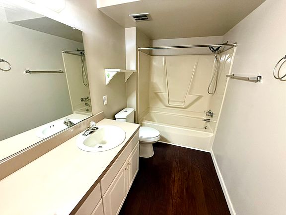 5th image of 2116 Pauline Blvd APT 304