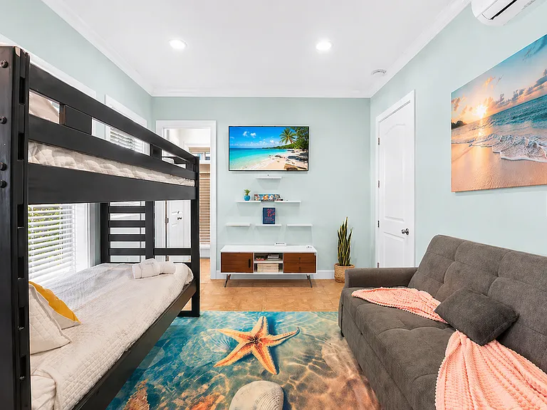 6224 Thomas Dr — Photo 34