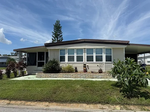 7304 Royal Crest Dr, Ellenton, FL 34222