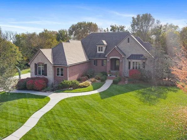 8219 W Meadow Park, Wichita, KS 67205