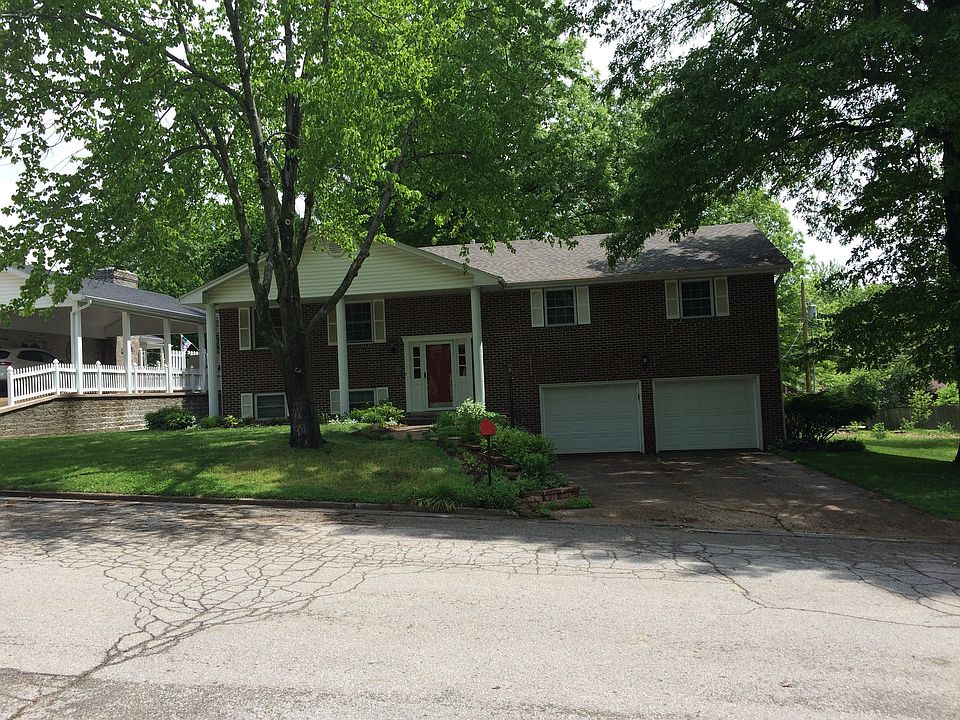 1st image of 706 Geneva St