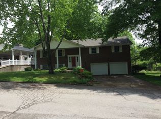 706 Geneva St, Jefferson City, MO 65109