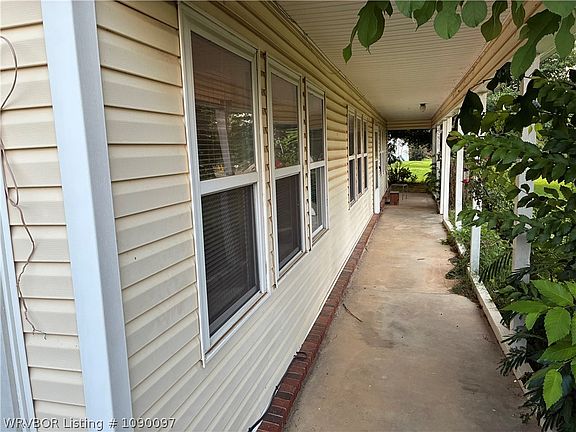 5th image of 3700 Comer Rd