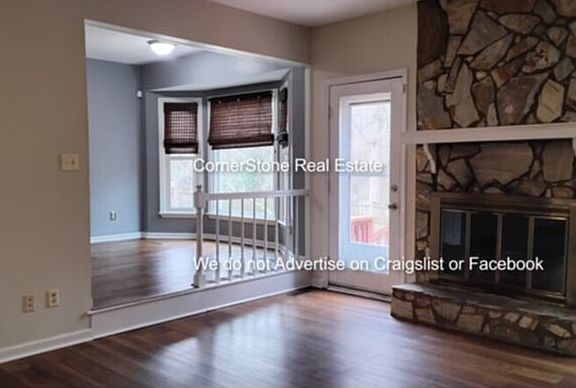 5th image of 6301 Lakehaven Dr