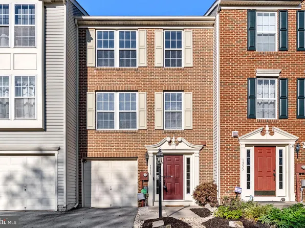 1353 Mare St, Ranson, WV 25438