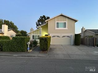 1411 Klamath Dr, Suisun City, CA