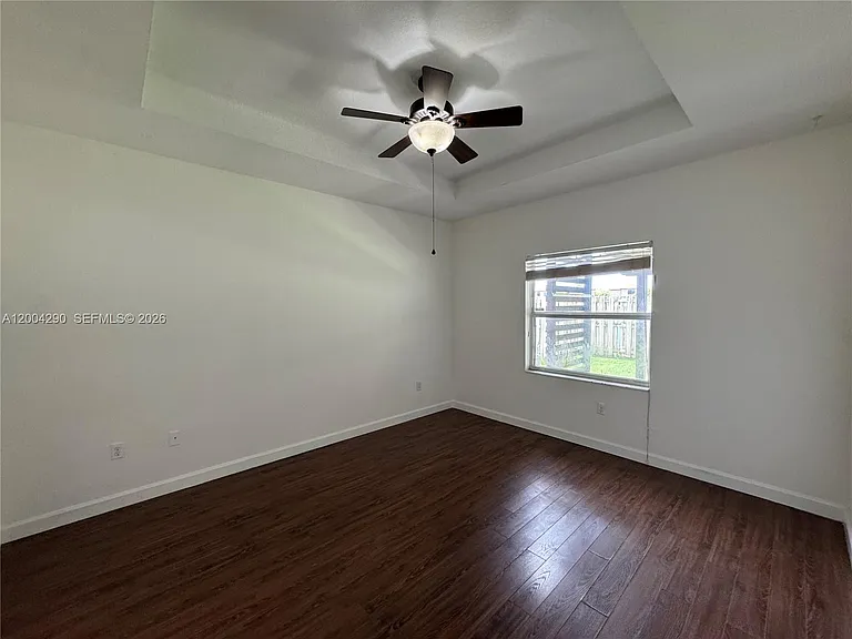 2356 NE 3rd Ct — Photo 14