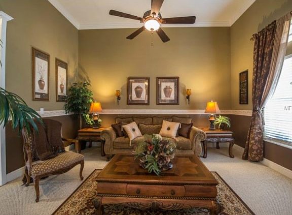 4th image of 1107 Carriage Park Dr