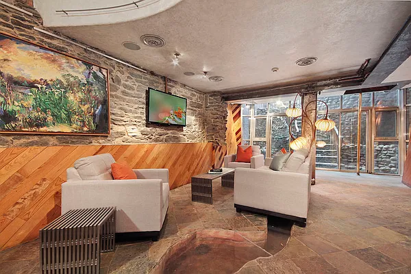 Rented by Corcoran | media 22