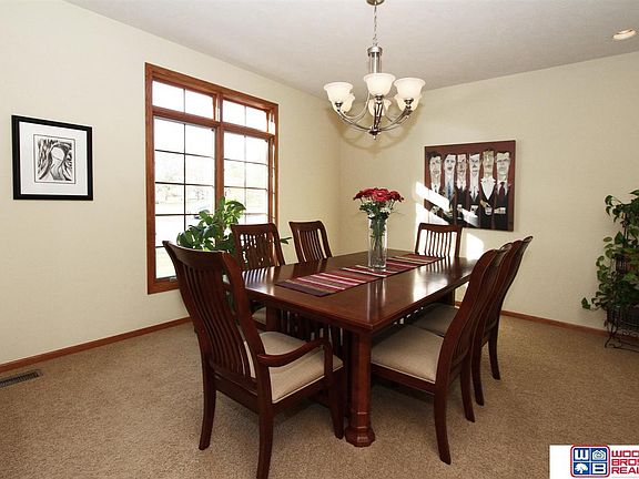 5th image of 21402 Primrose Ct