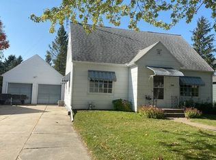 706 S Marshall St, Caledonia, MN 55921