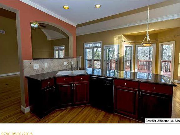 3rd image of 1059 Valley Crest Dr