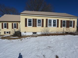 77 County Rd, Gorham, ME 04038