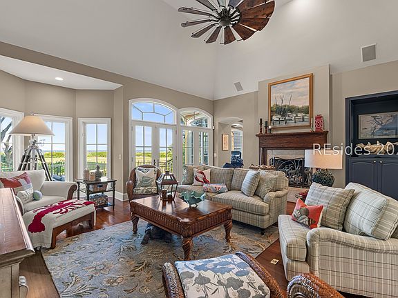 5th image of 13 Ocean Point N