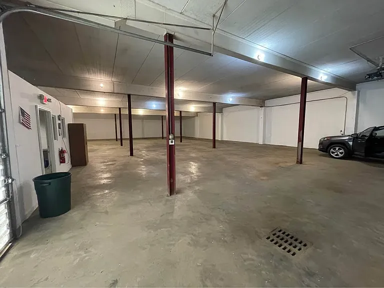 1227 Madison St — Photo 22
