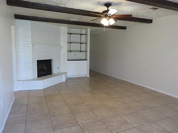 Nice Space for Family Time, Neutral Paints Throughout