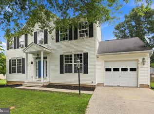 3135 Raintree Rd, York, PA 17404