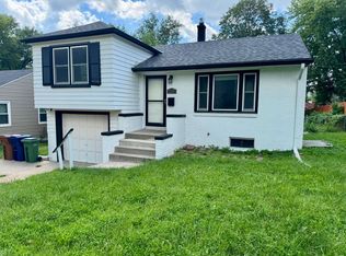 2304 Clay St, Bellevue, NE 68005
