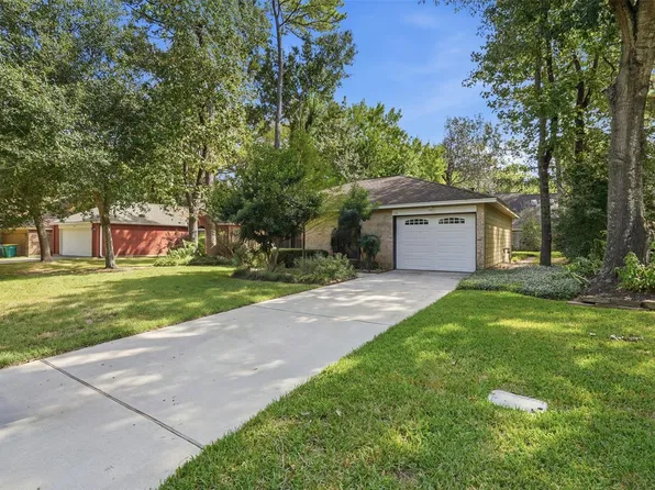 23 Thrush Grove Pl, Spring, TX 77381