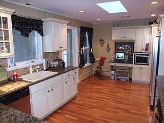 3rd image of 8480 Lake Shore Dr