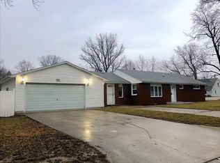 1602 Cornell Dr, Champaign, IL