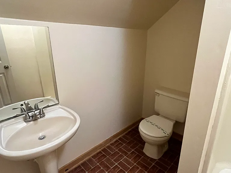 124 Winding Way — Photo 41