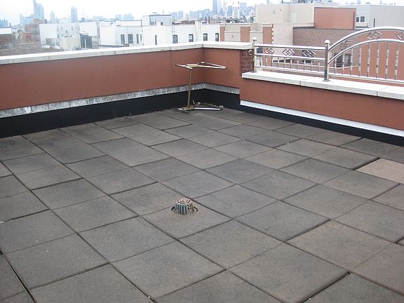 3rd image of 2569 38th St