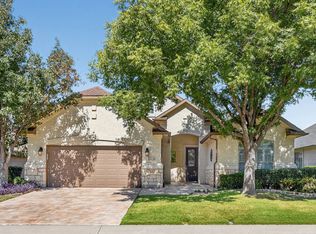11216 Southerland Dr, Denton, TX 76207