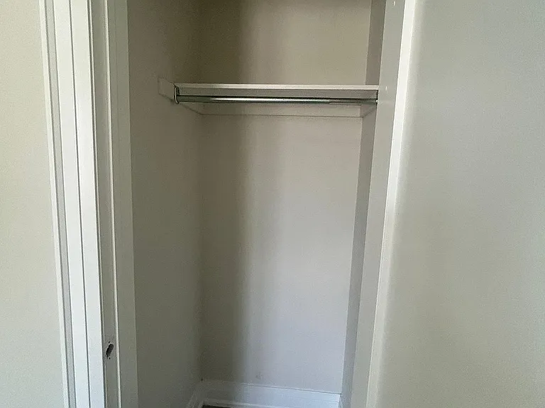 1016 Haig Blvd — Photo 13