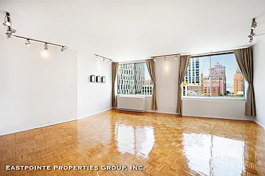 303 Greenwich Street #9C image 1 of 8